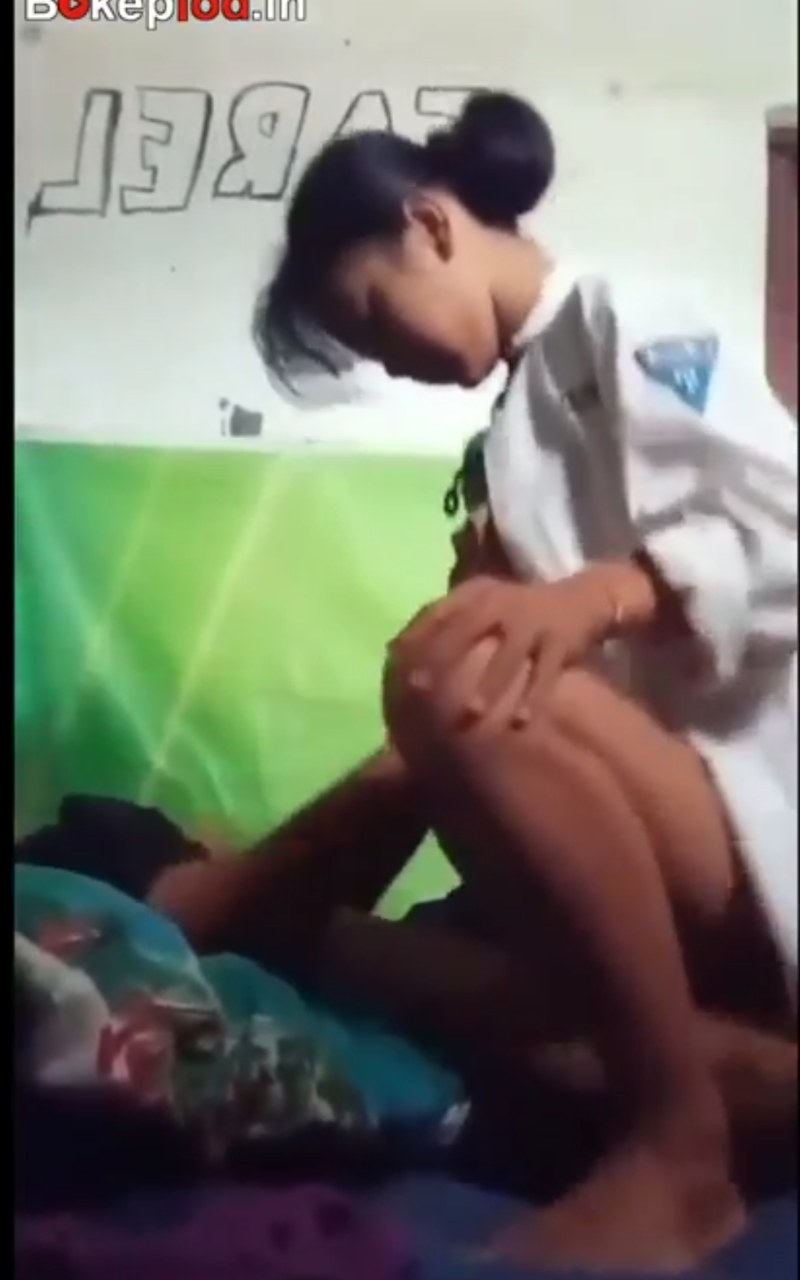 Bokep Esempeh abege Masih Bocil Tapi Udah Jago Goyanh