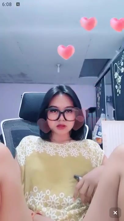 Jeje Pose Kacamata Sambil c0lmk Napsuan Banget Live Show Telegram