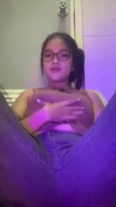Adek Kacamata Terlalu h0rnyy Esempehai Banjir